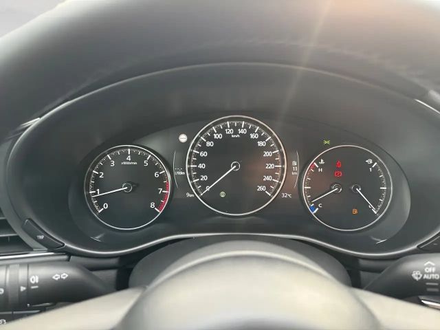 Mazda 3 2.5L SkyActiv e-Skyactiv