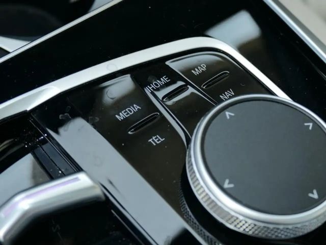 BMW X5 Individual M-Sport xDrive50e