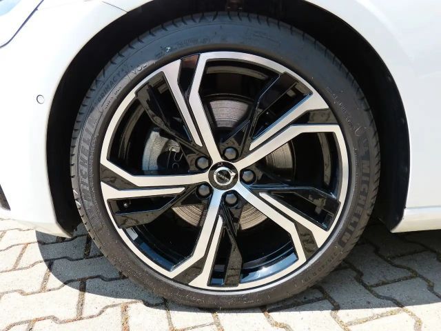 Volvo V60 Dark Ultimate