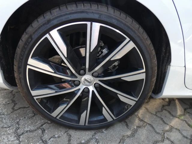 Volvo V60 Dark Ultimate