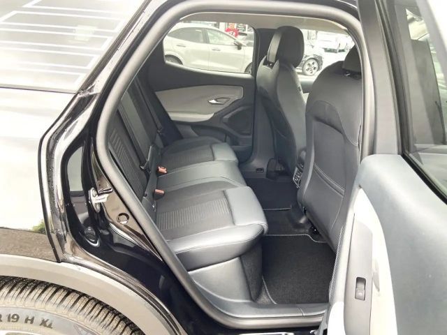 Ford Explorer Extended range RWD