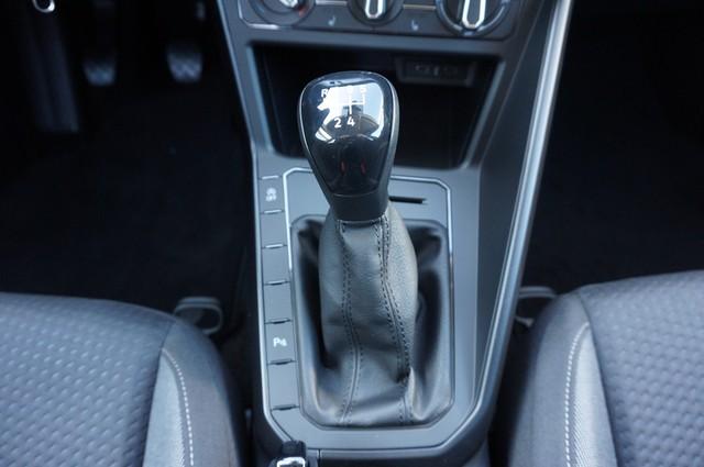 Volkswagen Taigo TSI LED AHK SH PDC Klima DAB+