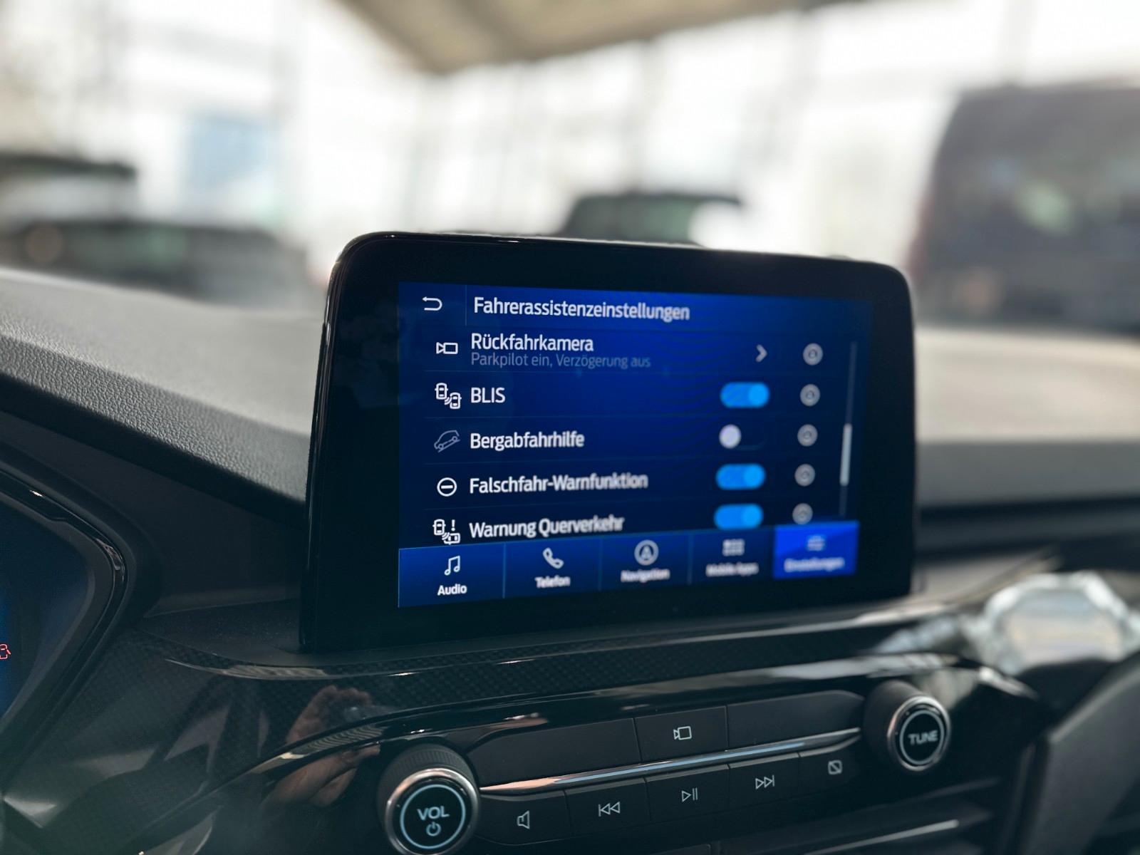 Ford Kuga Plug in Hybrid ST Line X