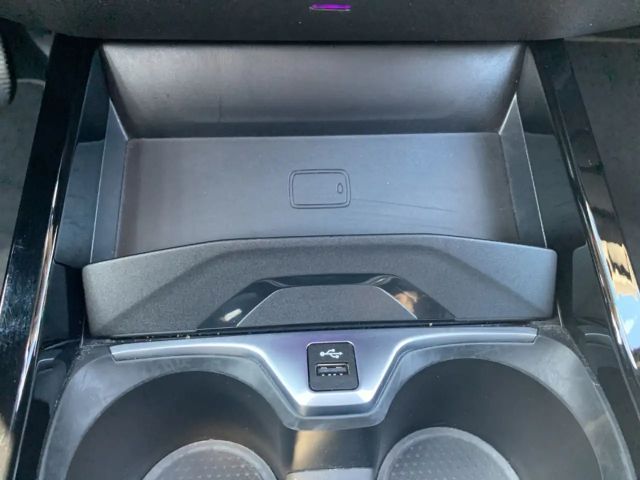 BMW 116 116i Sedan Sport Line