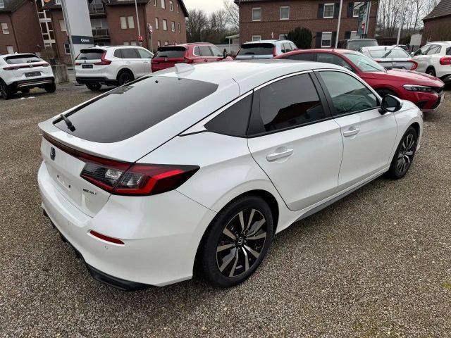 Honda Civic Elegance e:HEV