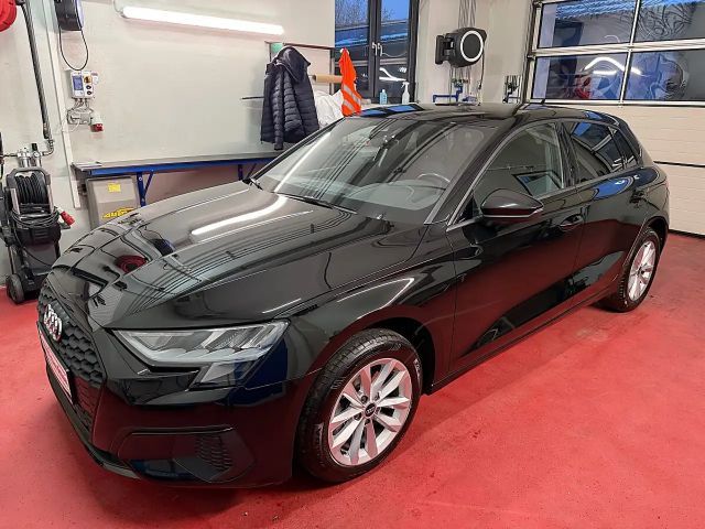 Audi A3 30 TDI Sedan