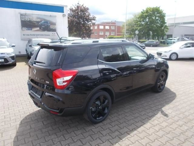 SsangYong Tivoli Grand Blackline 1.5T Navi LED Alu18" Sitzh. Kamera