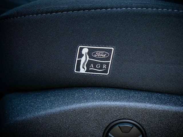 Ford Mondeo Traveller 2,0 EcoBlue SCR Aut. *LED*KAMERA*WINT...