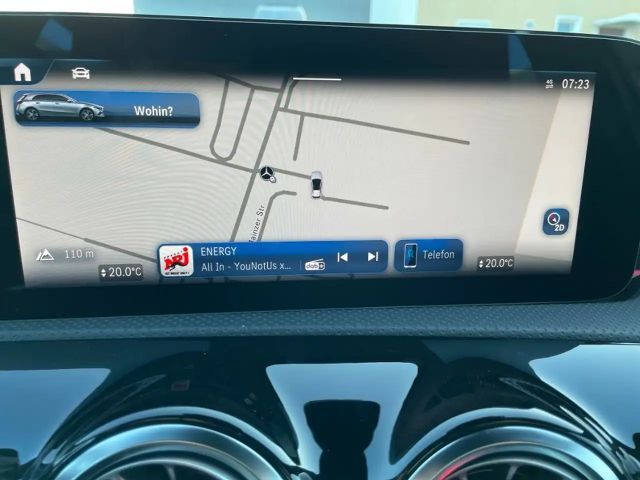 Mercedes-Benz A 180 AMG Line Premium