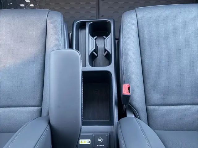 Kia PV5 Passenger 71 kWh Earth Plus