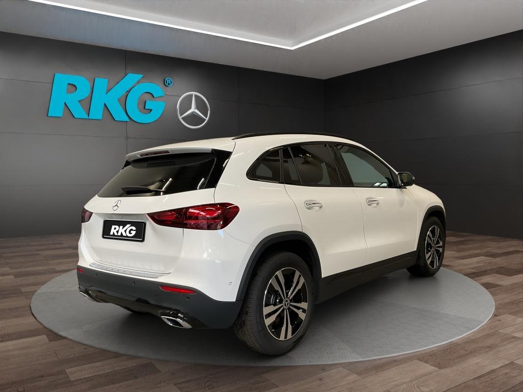 Mercedes-Benz GLA 220 4MATIC Progressive