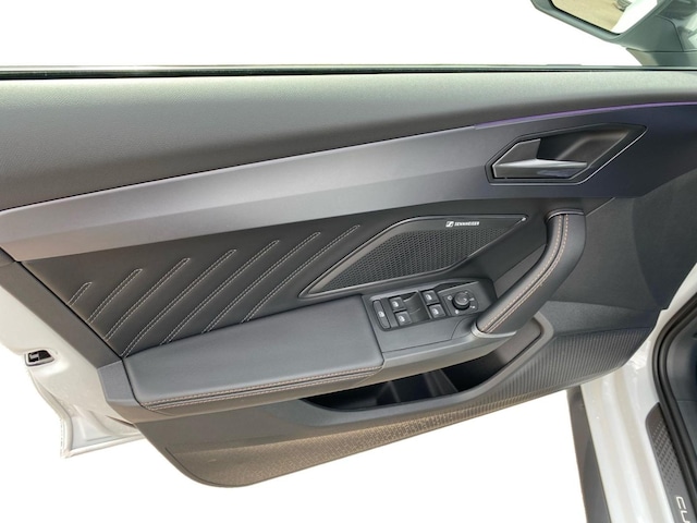 Cupra Leon Leon 1.5 eTSI  LED/Kamera/Assist/Navi/uvm.