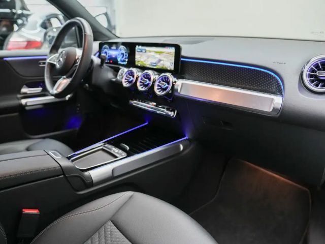 Mercedes-Benz EQB 300 4MATIC