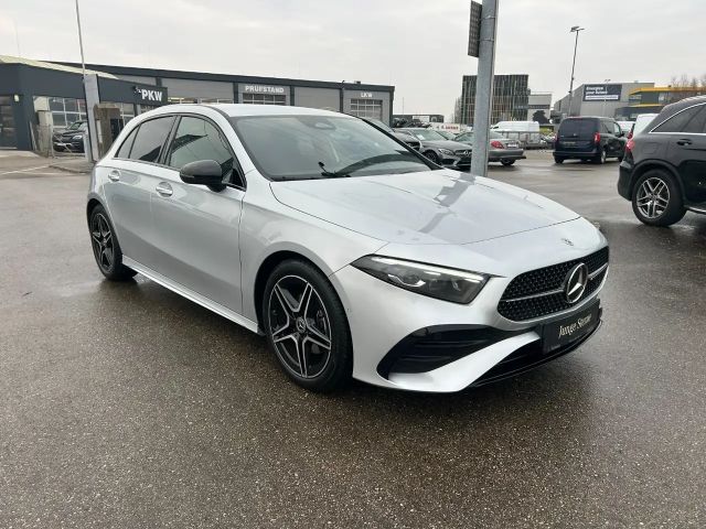 Mercedes-Benz A 200 A 200 d AMG Line Hatchback