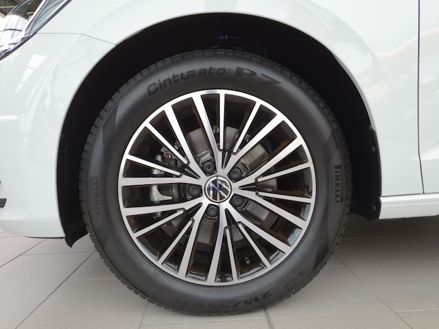 Volkswagen Touran 1.5 TSI BMT DSG Highline