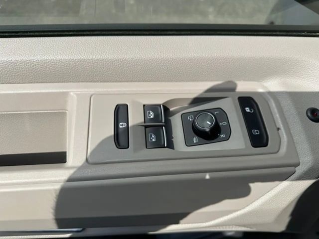 Volkswagen Multivan 2.0 TSI DSG Lang T7