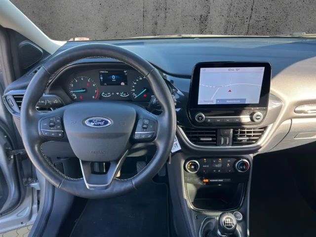 Ford Puma EcoBoost Titanium