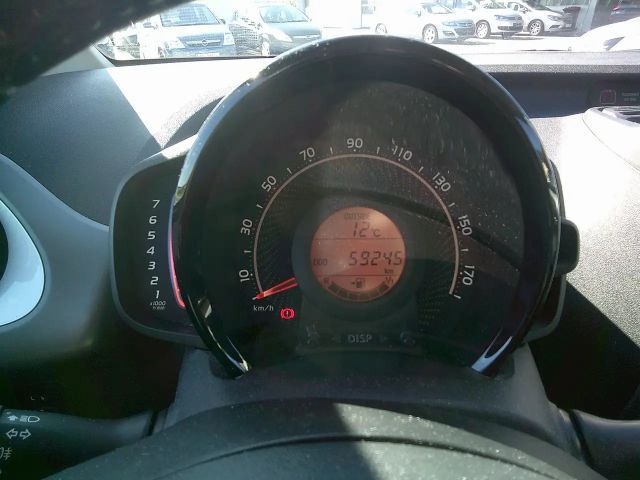 Toyota Aygo Play VVT-i X-play