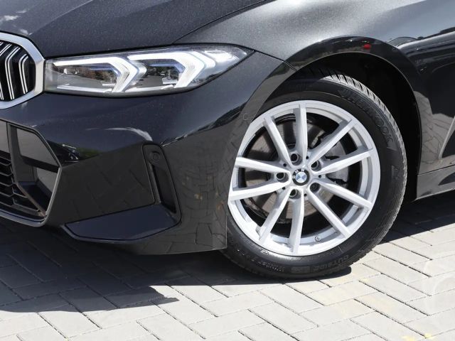 BMW 320 320d M-Sport Sedan xDrive