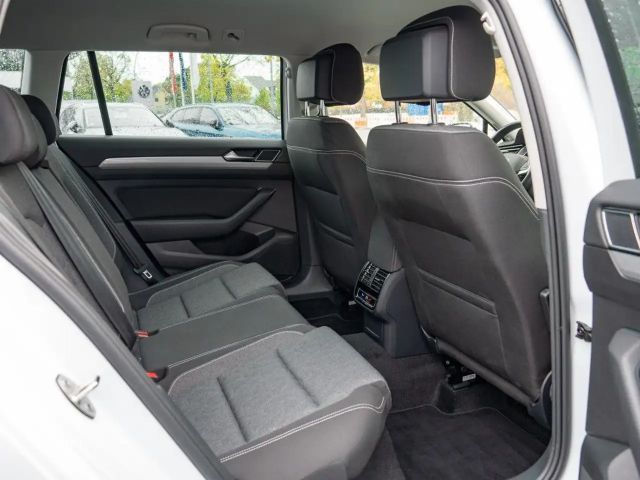 Volkswagen Passat 2.0 TDI Business DSG Variant