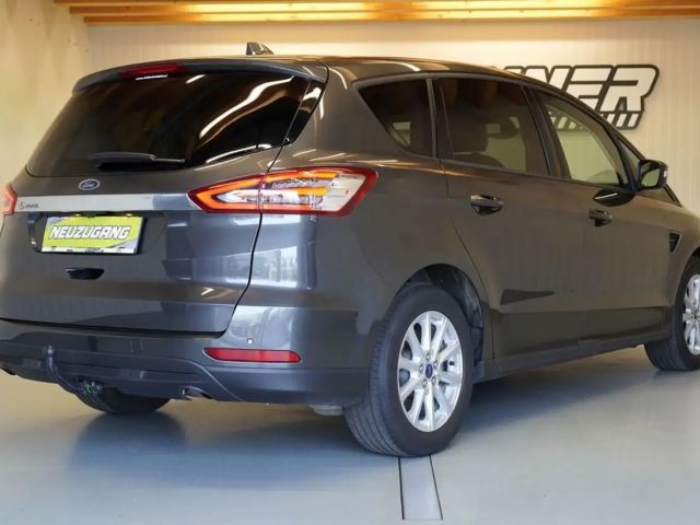 Ford S-Max 2,0 EcoBl. Aut. ''7SITZ*AHK*LED*NAVI*R-KAM''