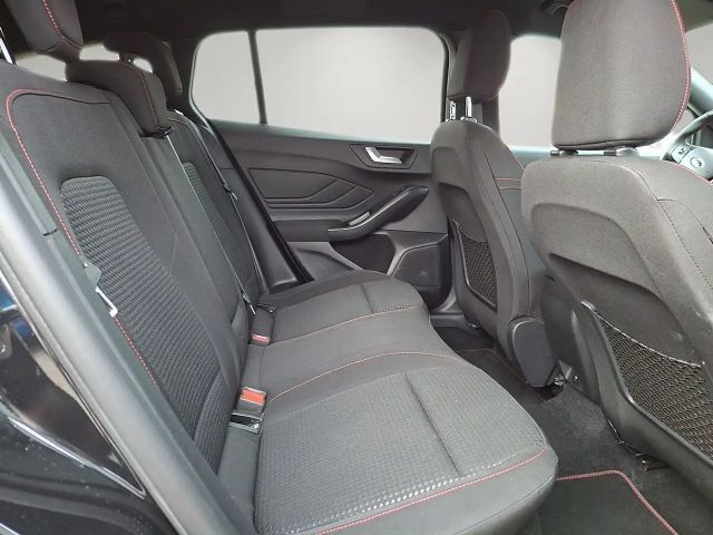 Ford Focus ST Line Wagon