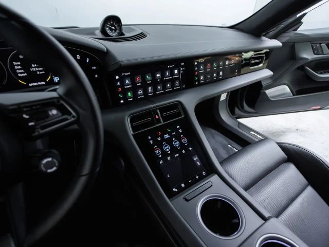 Porsche Taycan S Sport Turismo Turbo