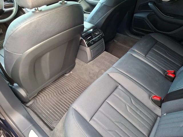 Audi A8 60 TFSI Hybride Quattro