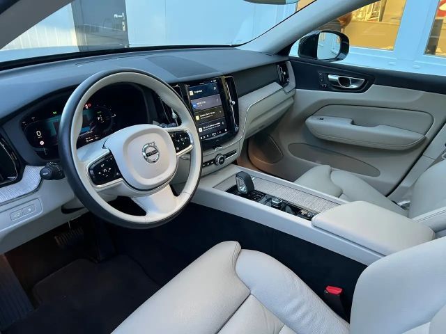 Volvo XC60 AWD Bright Plus Recharge T8