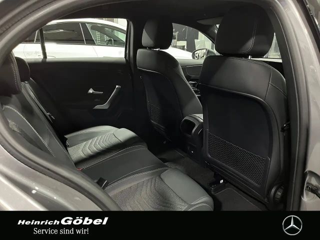 Mercedes-Benz A 220 4MATIC Progressive