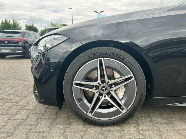 Mercedes-Benz C 180 AMG Line Sedan