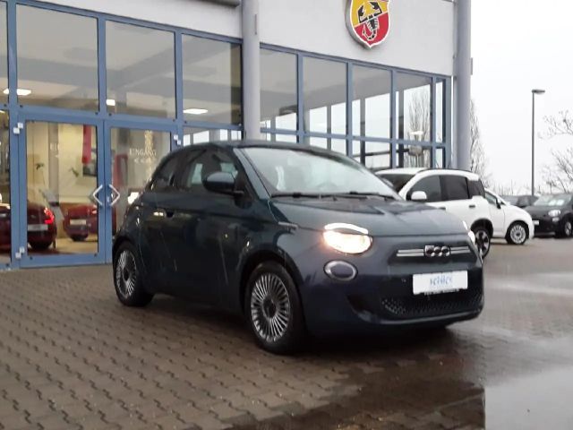 Fiat 500e 42 kWh Icon