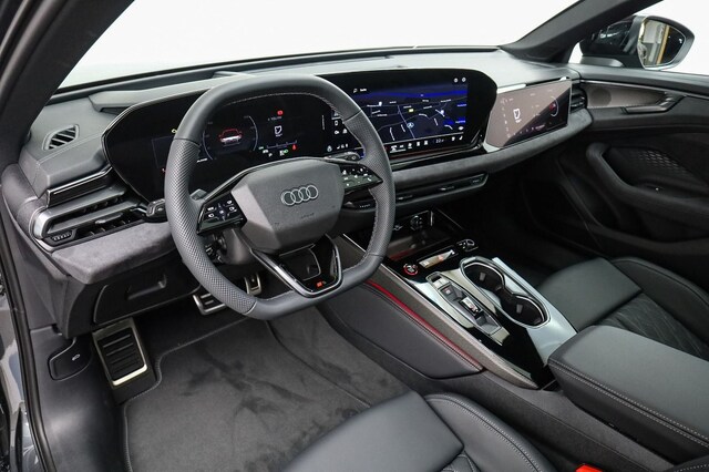 Audi A6 Avant Quattro S-Tronic