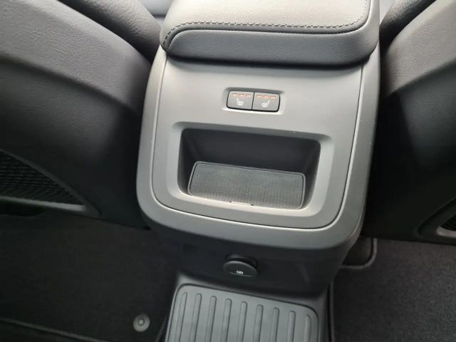 Volvo XC60 Dark Plus Recharge T6