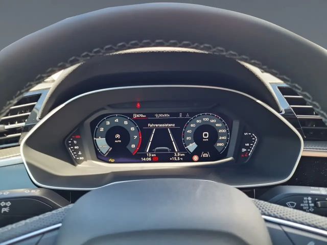 Audi Q3 35 TFSI S-Line