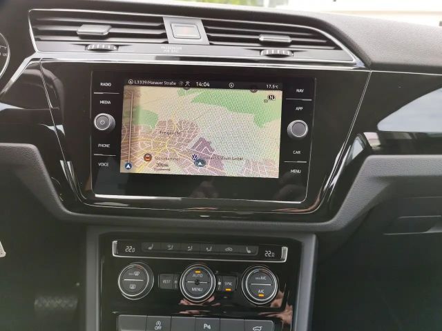 Volkswagen Touran 1.5 TSI DSG R-Line