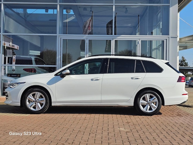 Volkswagen Golf 1.5 eTSI DSG Life Variant