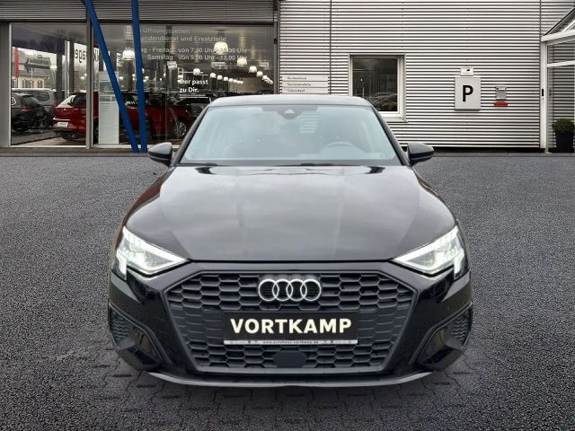 Audi A3 35 TFSI Sedan Sportback