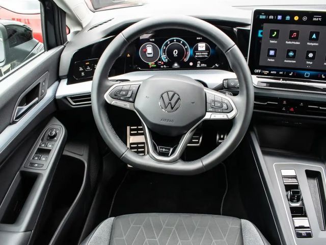 Volkswagen Golf DSG Life Variant