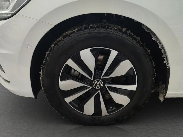 Volkswagen Touran 1.5 TSI DSG IQ.Drive