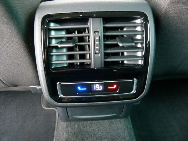 Volkswagen Passat DSG Variant