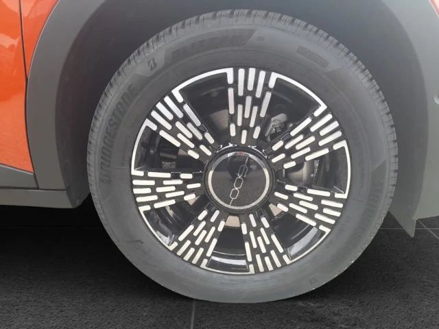 Fiat 600e HYBRID 100 6-Gang eDCT