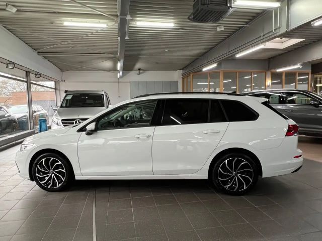 Volkswagen Golf 2.0 TDI Golf VIII Life Variant