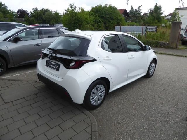Toyota Yaris City Hybride VVT-i