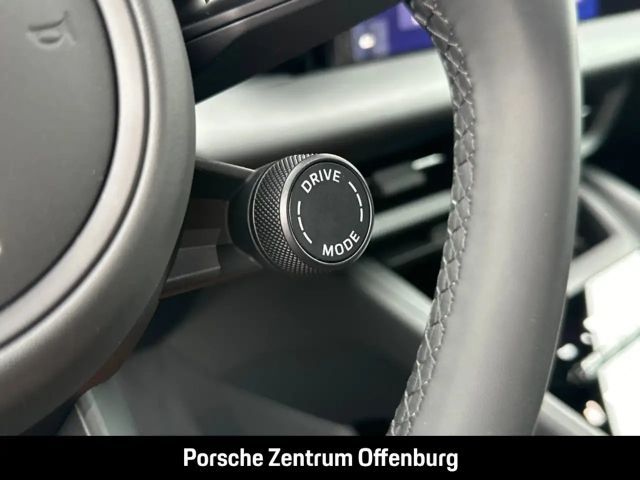 Porsche Macan HUD Luftfed. AHK-el. Pano Navi Dig.Cockpit