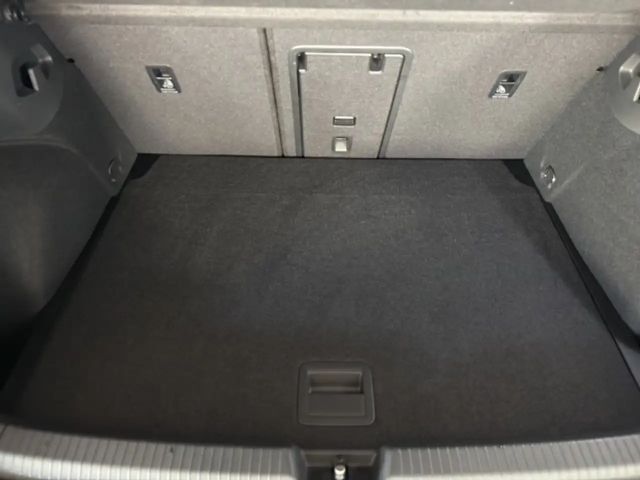 Volkswagen Golf 1.5 TSI Golf VIII Move