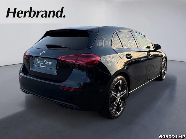 Mercedes-Benz A 180 Progressive