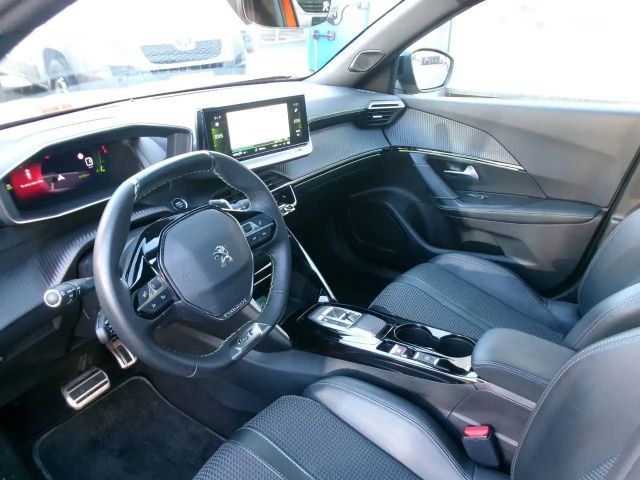 Peugeot 2008 EAT8 GT-Line