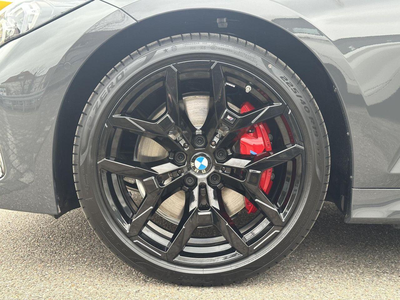 BMW 330 330i M-Sport Sedan xDrive