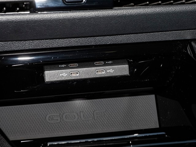 Volkswagen Golf DSG GTI Golf VIII Style